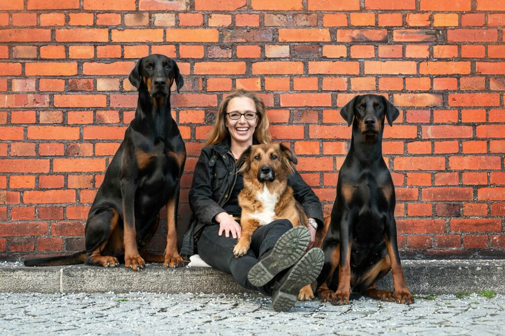 Hundetrainerin Daniela Endres und Ihre Hunde